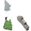 Relay socket