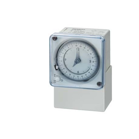 SIEMENS 7LF5301-0 7LF5301-0 SIEMENS Synchronous time switch Day 1 change-over contact 230V/50Hz Surface-mounting