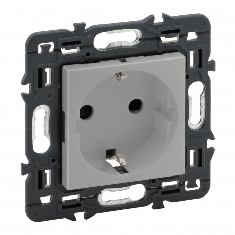 Legrand 741321 VN-2P+T 16A AUTO ALUM