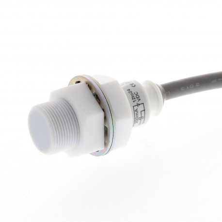 OMRON E2FQ-X5F1 E2FQ-X5F1 E2FQ1003A E2FQX5F1 OMRON Teflonado short-3h 5mm M18 PNP NA Cable 2m