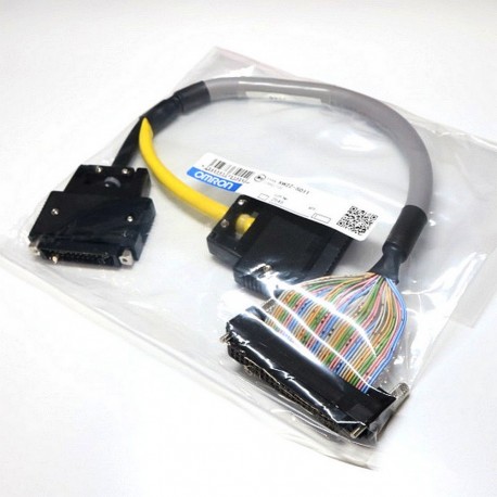 OMRON XW2Z-S011 XW2Z-S011 XW2Z0398R XW2ZS011 OMRON Conversion cable for C200H-OD215
